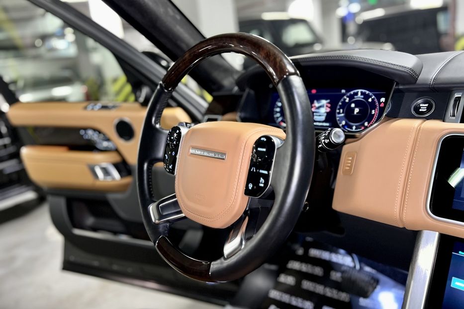 Продам Land Rover Range Rover 2018 года в Киеве