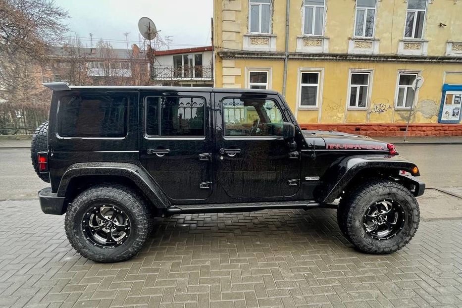 Продам Jeep Wrangler JK Rubicon Recon 2017 года в Черновцах