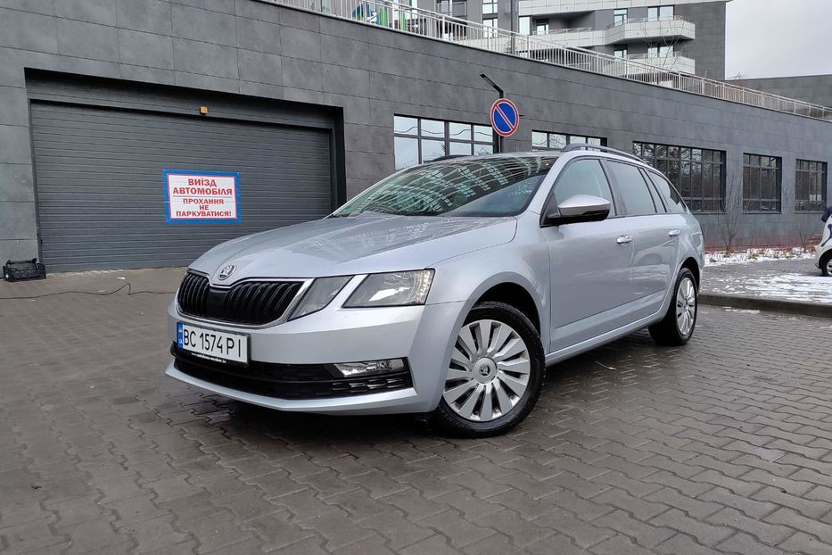 Продам Skoda Octavia A7 Ambition  1 ПІДКРАС АВТО В УКР 2019 года в Львове