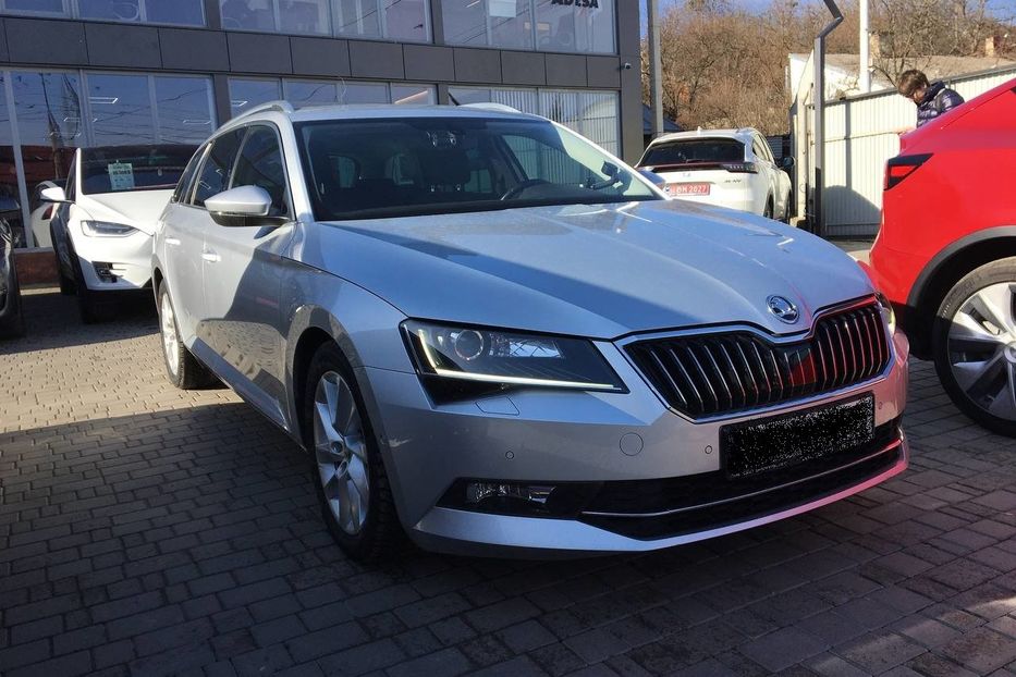 Продам Skoda Superb Style Business line + 2017 года в Черновцах