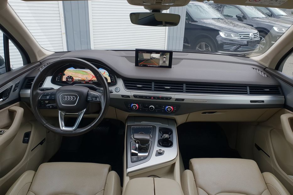 Продам Audi Q7 2016 года в Киеве