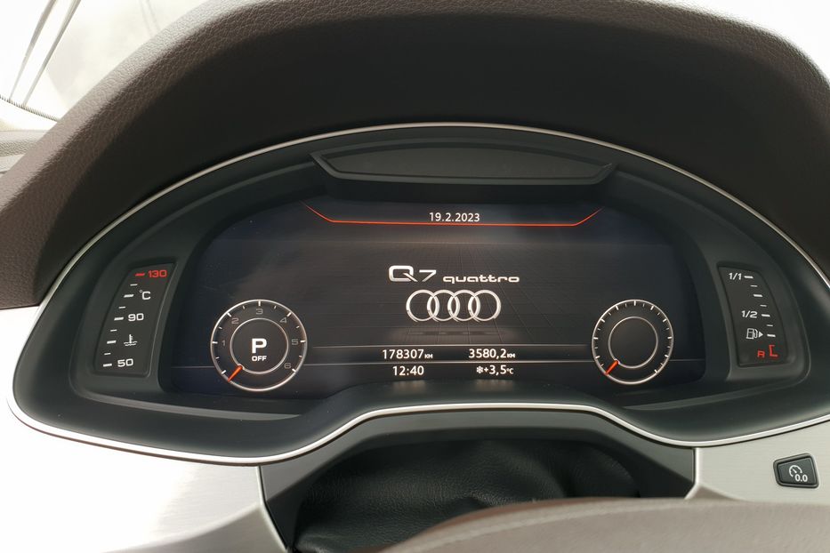 Продам Audi Q7 2016 года в Киеве