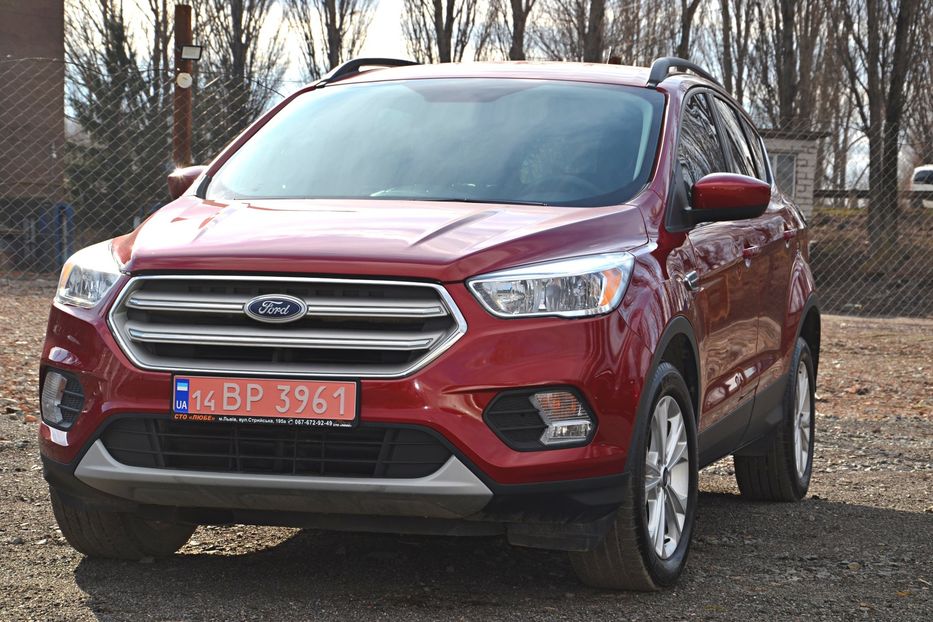 Продам Ford Escape SE 2018 года в Хмельницком