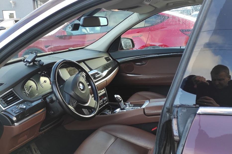 Продам BMW 5 Series GT 528I 2017 года в Черновцах