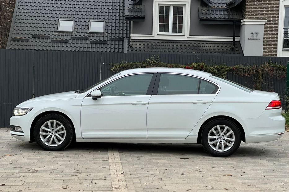 Продам Volkswagen Passat B8 АВТО В УКРАЇНІ 2 ПІДКРАСА 2017 года в Львове