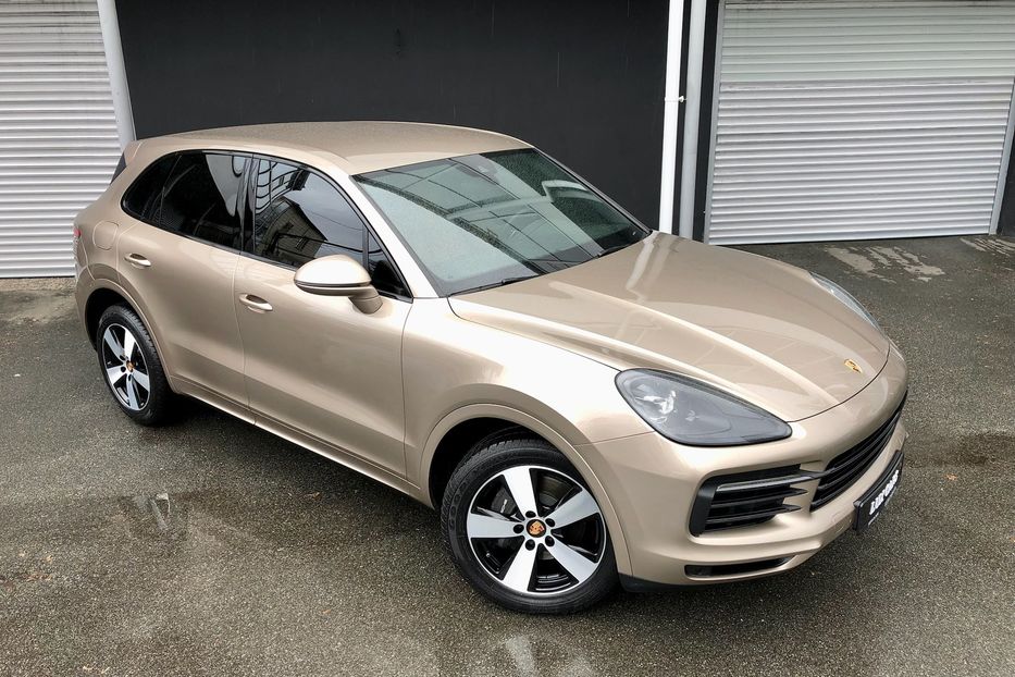 Продам Porsche Cayenne 2018 года в Киеве