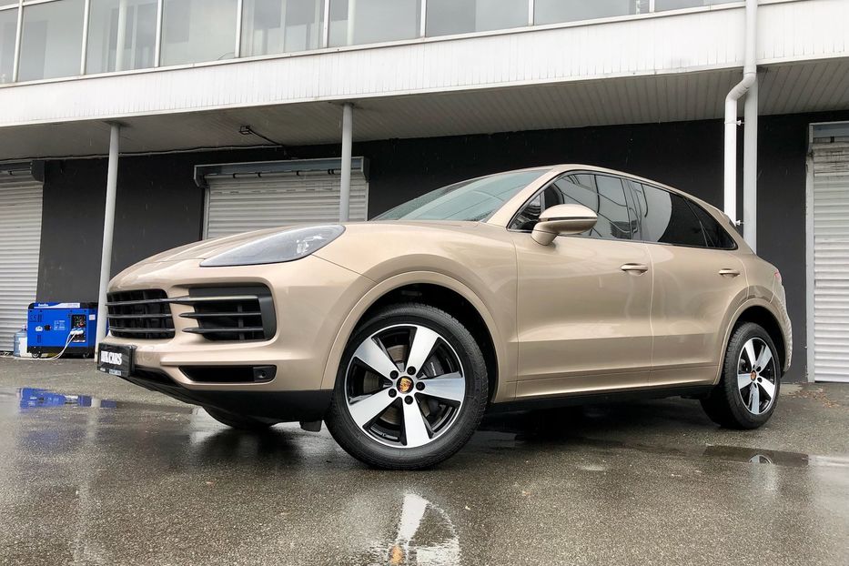 Продам Porsche Cayenne 2018 года в Киеве