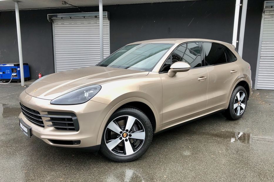 Продам Porsche Cayenne 2018 года в Киеве