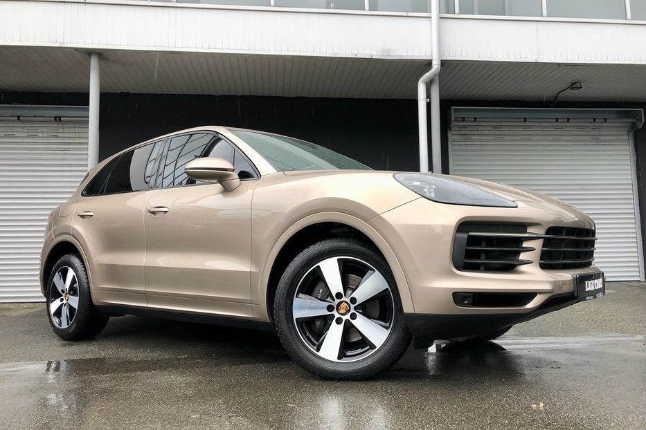 Продам Porsche Cayenne 2018 года в Киеве