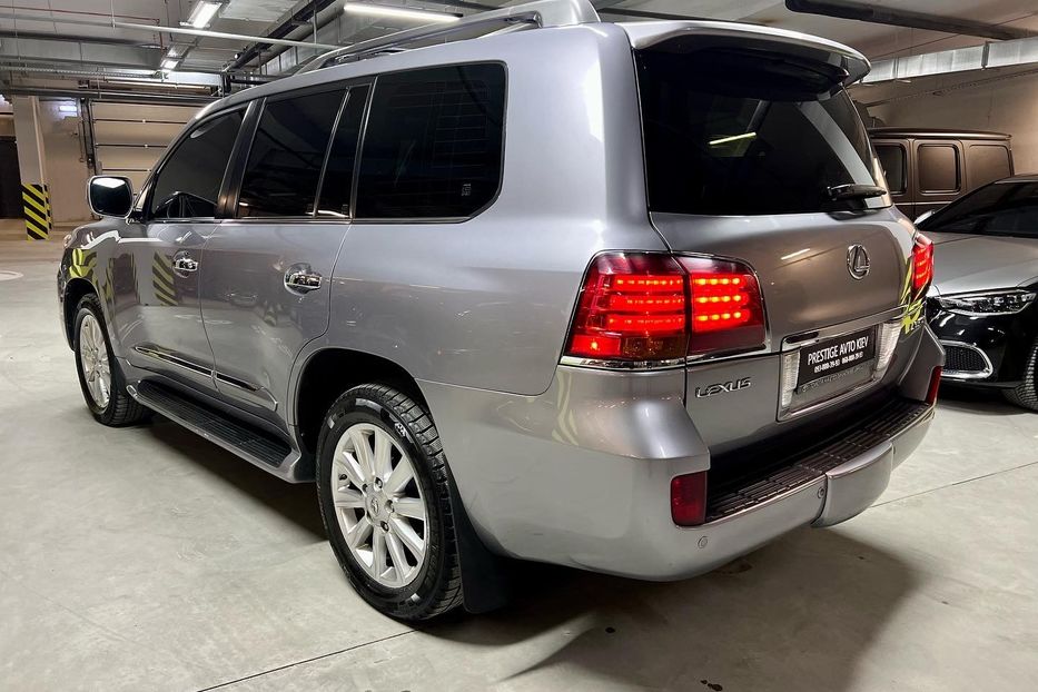 Продам Lexus LX 570 2008 года в Киеве