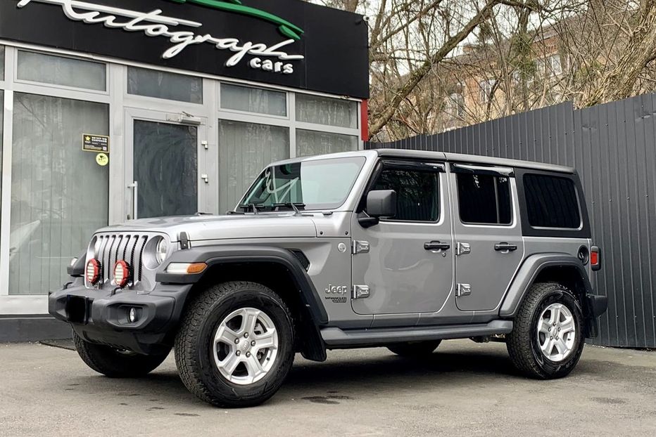 Продам Jeep Wrangler Unlimited Sport  2018 года в Киеве