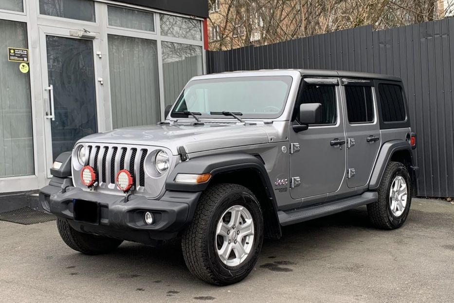 Продам Jeep Wrangler Unlimited Sport  2018 года в Киеве