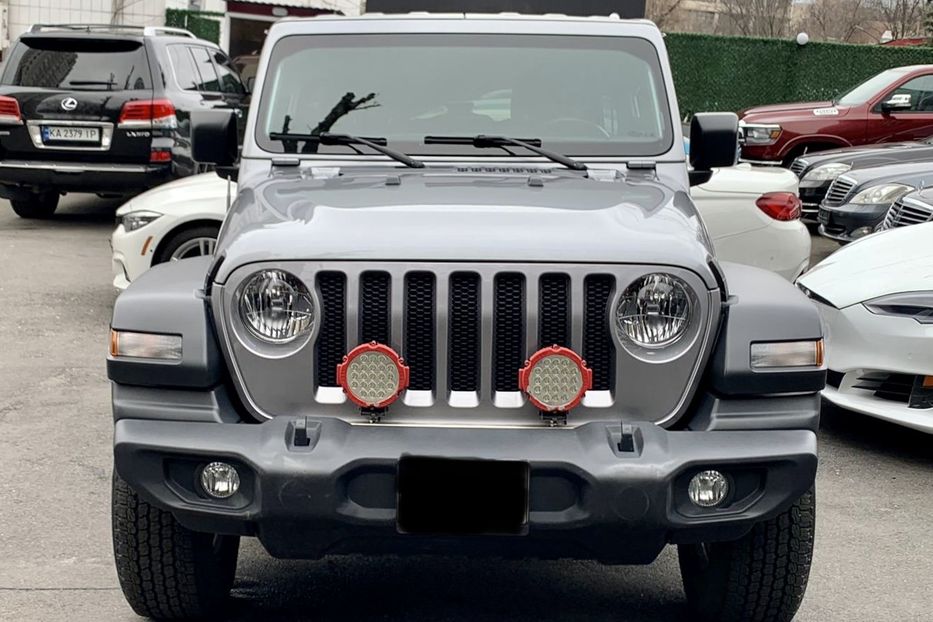 Продам Jeep Wrangler Unlimited Sport  2018 года в Киеве