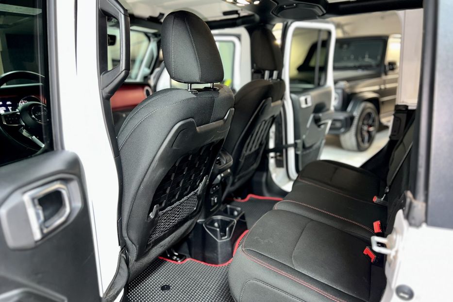 Продам Jeep Wrangler Rubicon 2018 года в Киеве