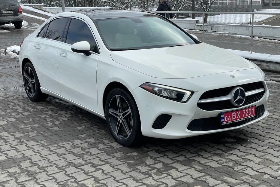 Продам Mercedes-Benz A-Class PROGRESSIVE 2019 года в Черновцах