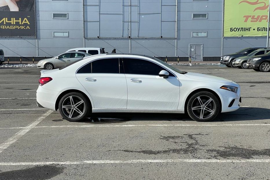 Продам Mercedes-Benz A-Class PROGRESSIVE 2019 года в Черновцах