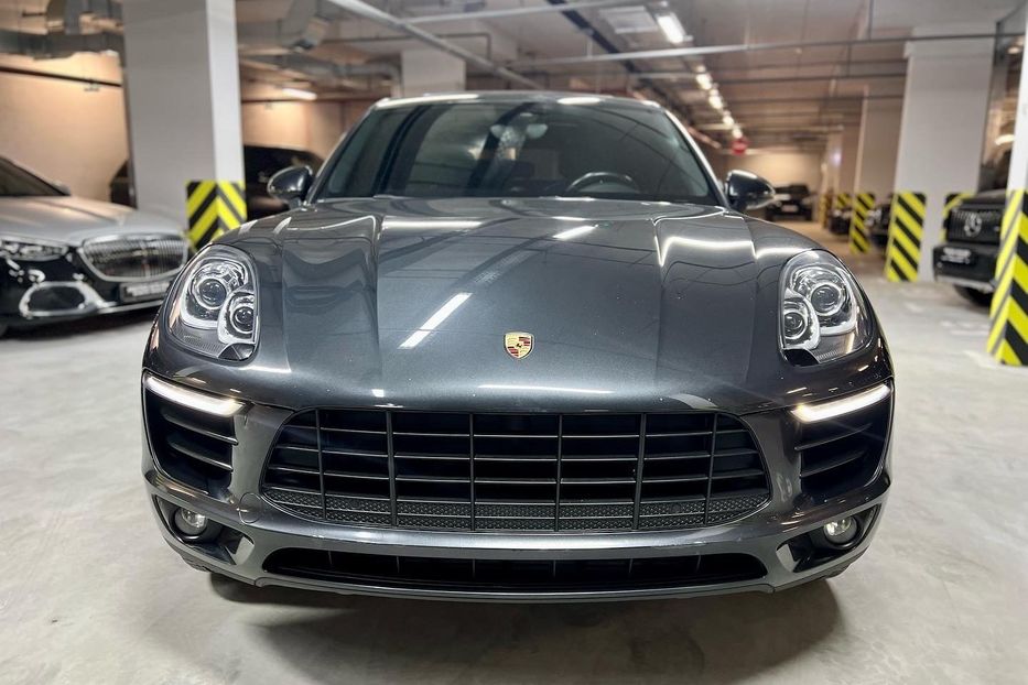 Продам Porsche Macan 2018 года в Киеве