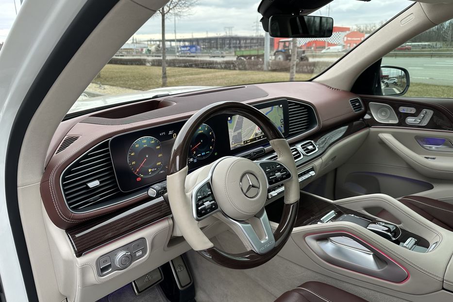 Продам Mercedes-Benz Maybach Gls600 2021 года в Киеве