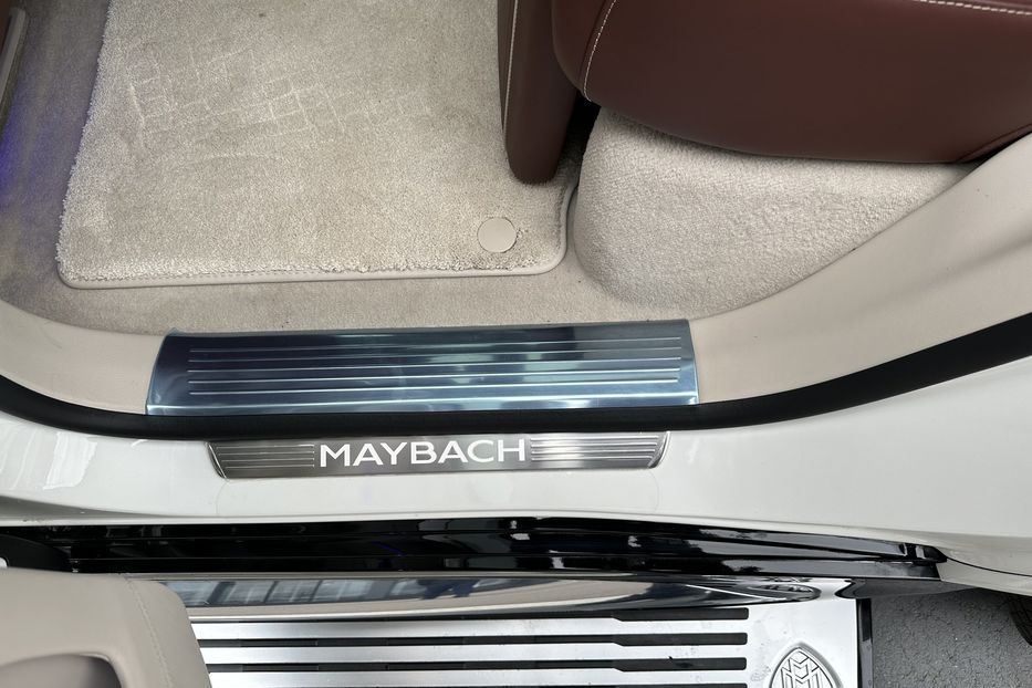 Продам Mercedes-Benz Maybach Gls600 2021 года в Киеве