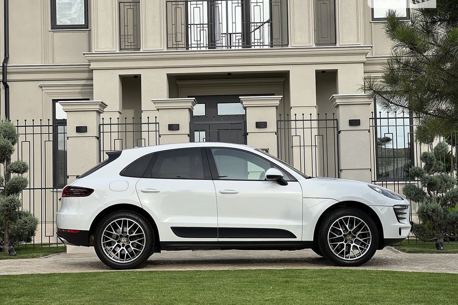 Продам Porsche Macan 2016 года в Одессе