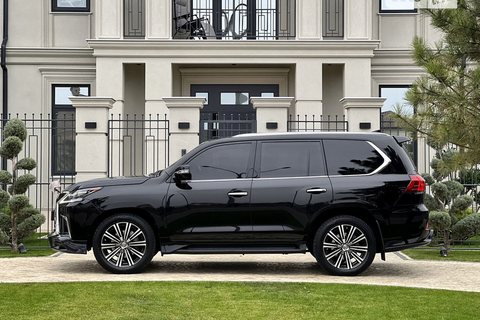 Продам Lexus LX 570 Inkas B6  2017 года в Одессе