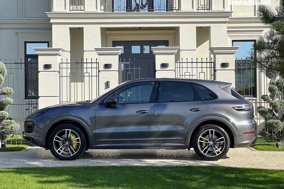 Продам Porsche Cayenne 2018 года в Одессе