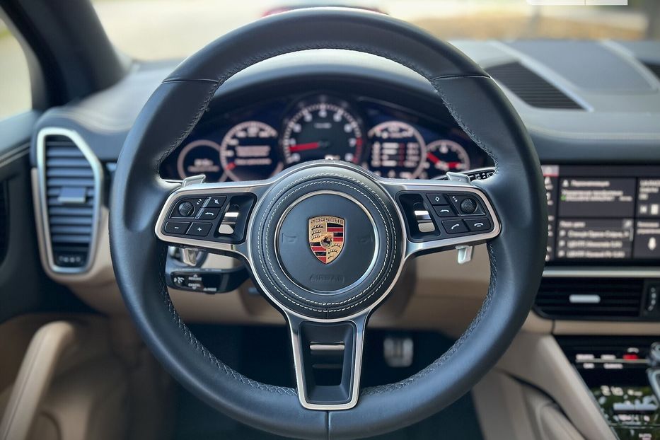 Продам Porsche Cayenne 2018 года в Одессе