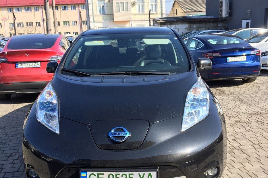 Продам Nissan Leaf 30кВт 2016 года в Черновцах