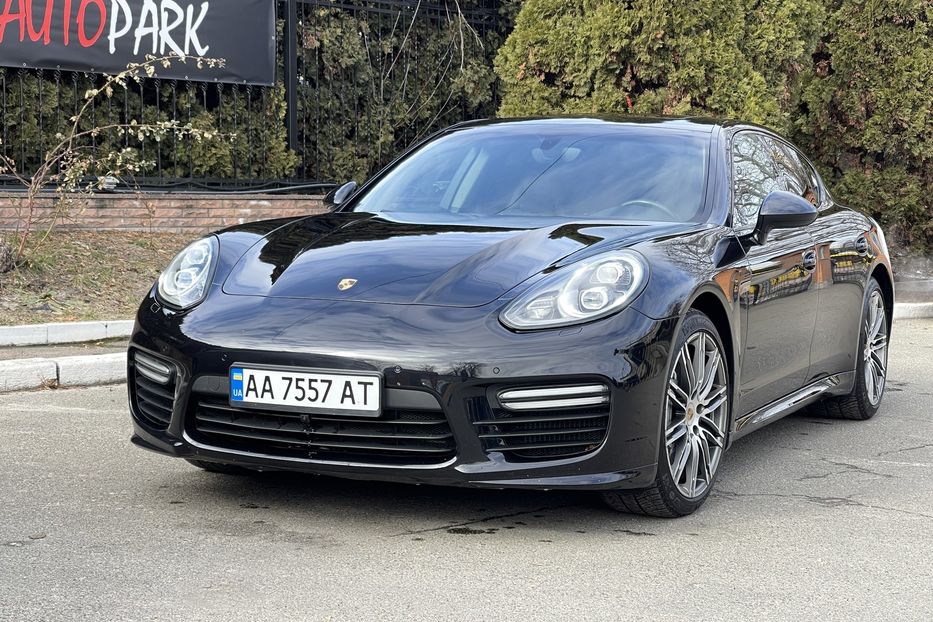 Продам Porsche Panamera 4S turbo style  2014 года в Киеве