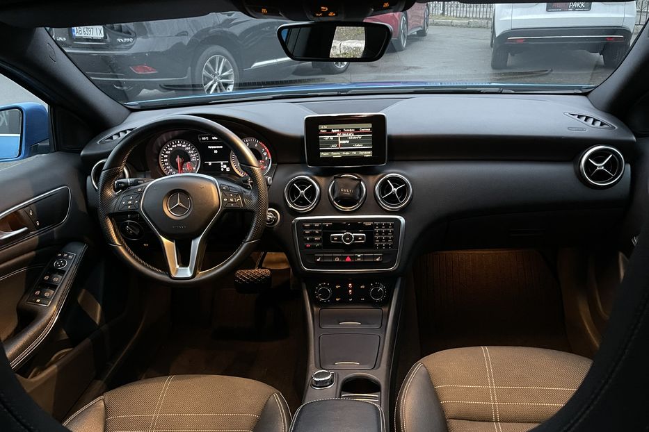 Продам Mercedes-Benz A-Class A180  2013 года в Киеве