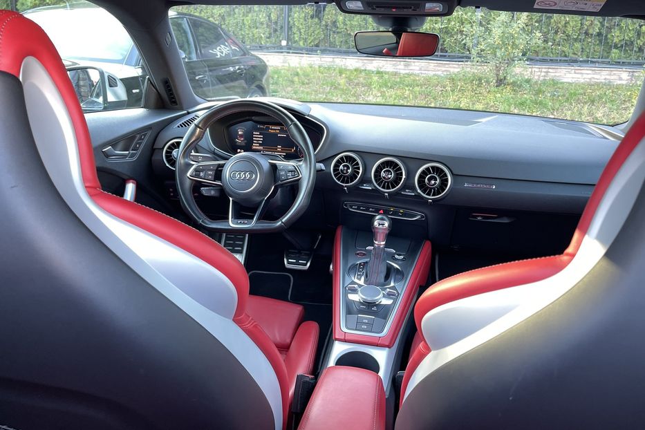 Продам Audi TTS 2015 года в Киеве