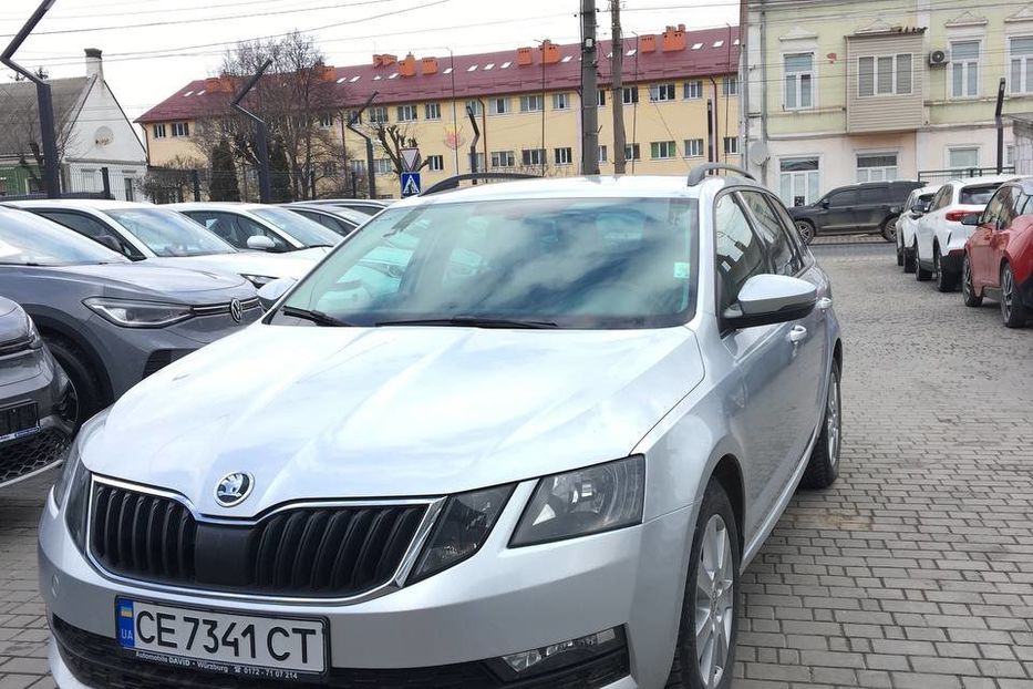 Продам Skoda Octavia 2017 года в Черновцах