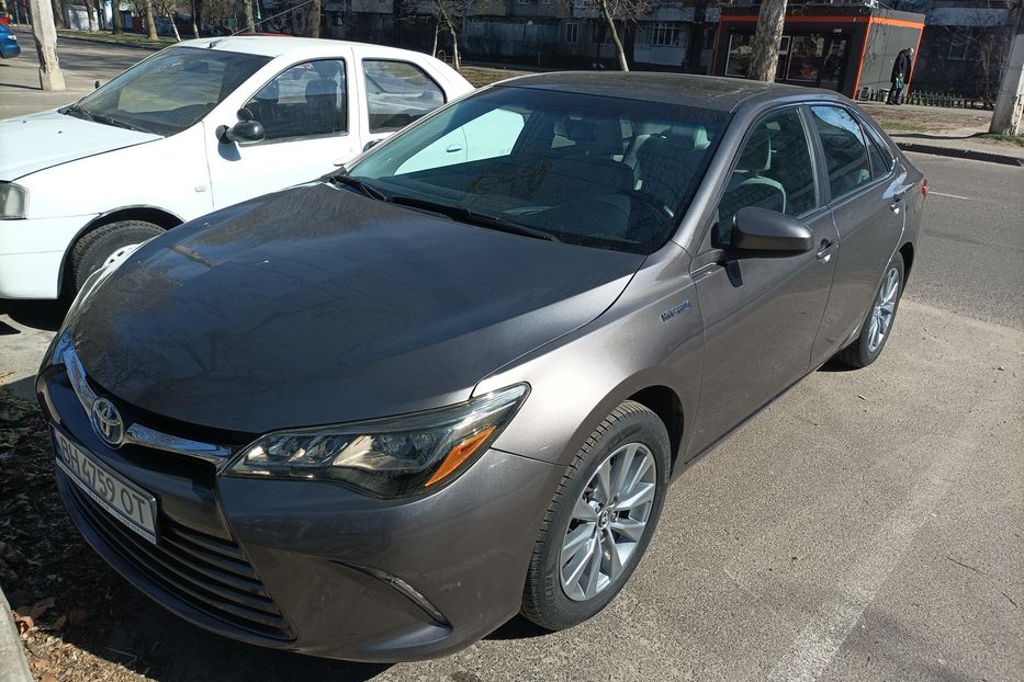 Продам Toyota Camry xle 2016 года в Одессе