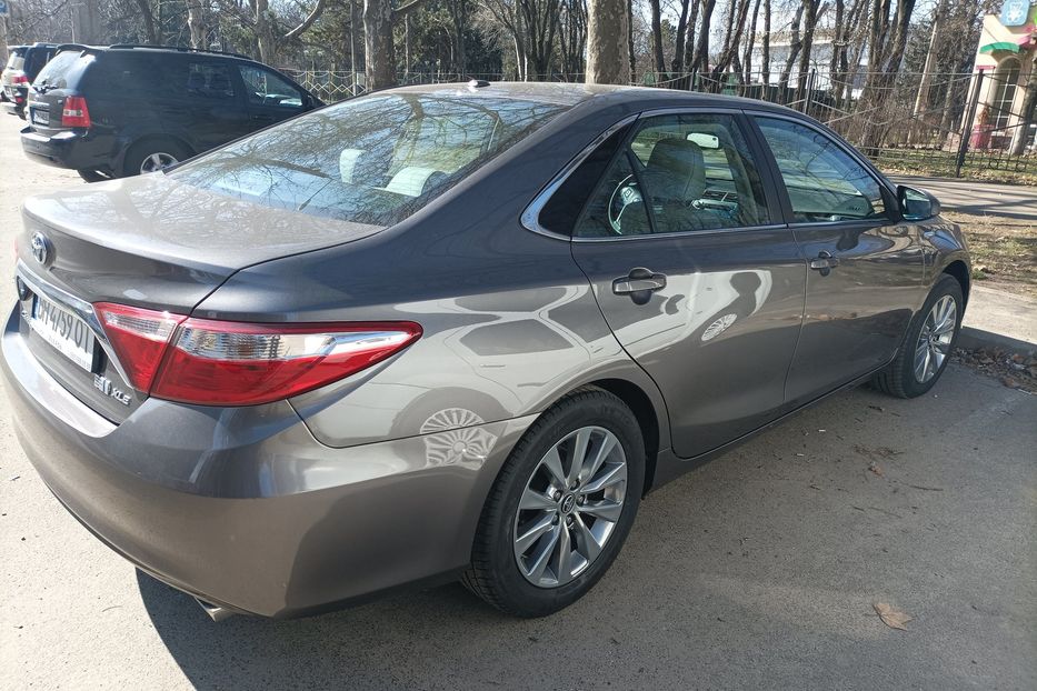 Продам Toyota Camry xle 2016 года в Одессе