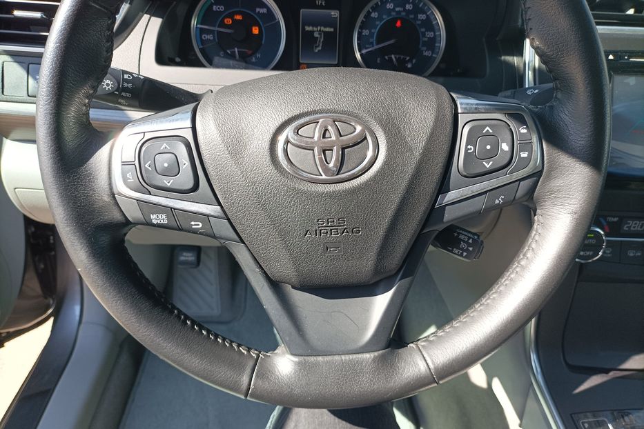 Продам Toyota Camry xle 2016 года в Одессе