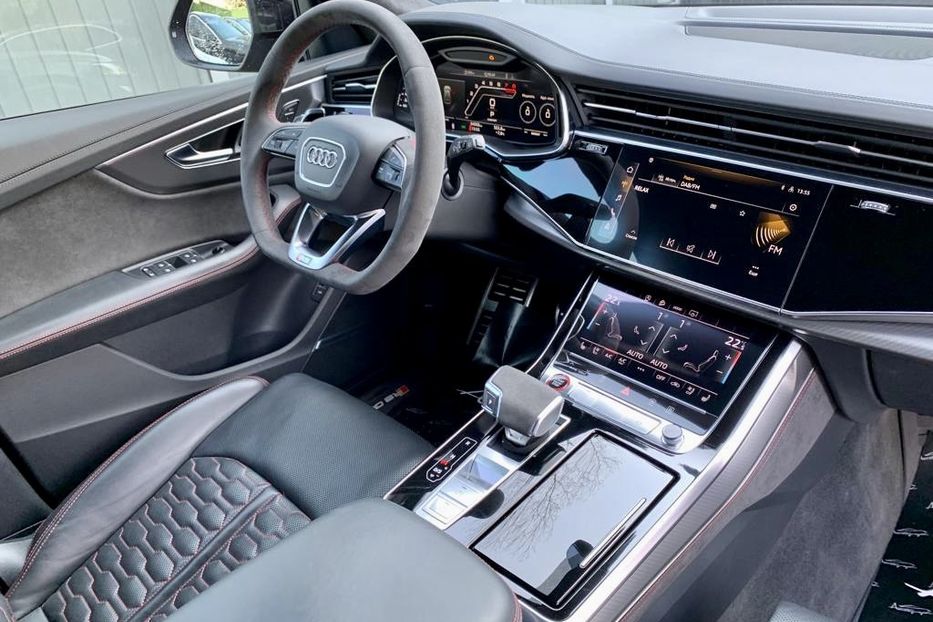 Продам Audi RS Q8 2020 года в Киеве