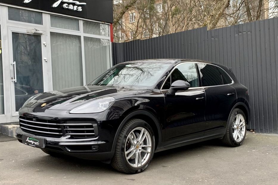 Продам Porsche Cayenne 2018 года в Киеве