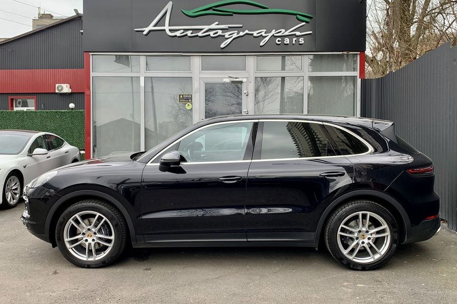 Продам Porsche Cayenne 2018 года в Киеве