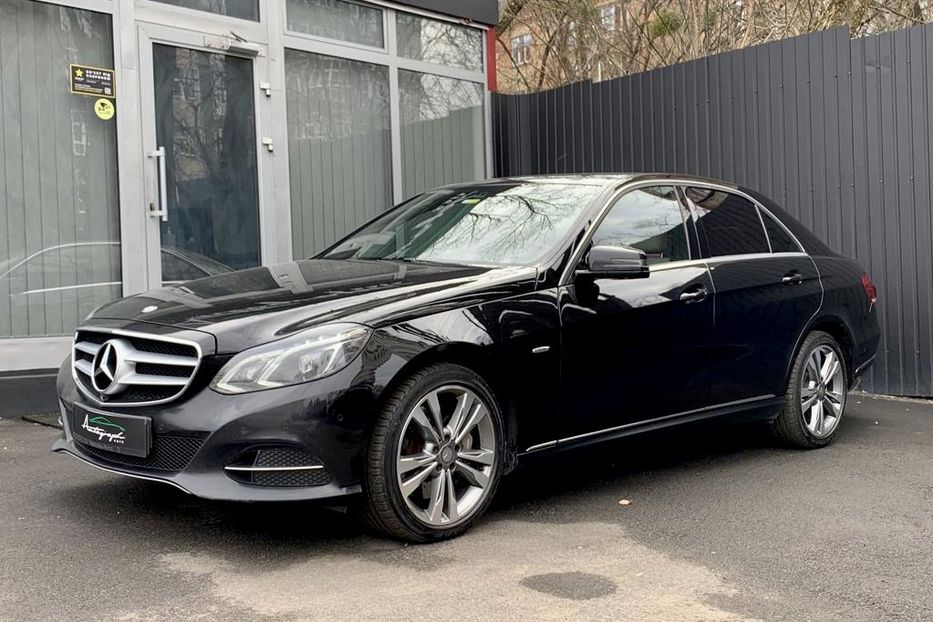 Продам Mercedes-Benz E-Class 400 4Matic Edition E 2015 года в Киеве