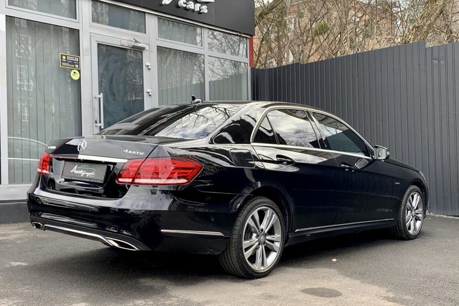 Продам Mercedes-Benz E-Class 400 4Matic Edition E 2015 года в Киеве