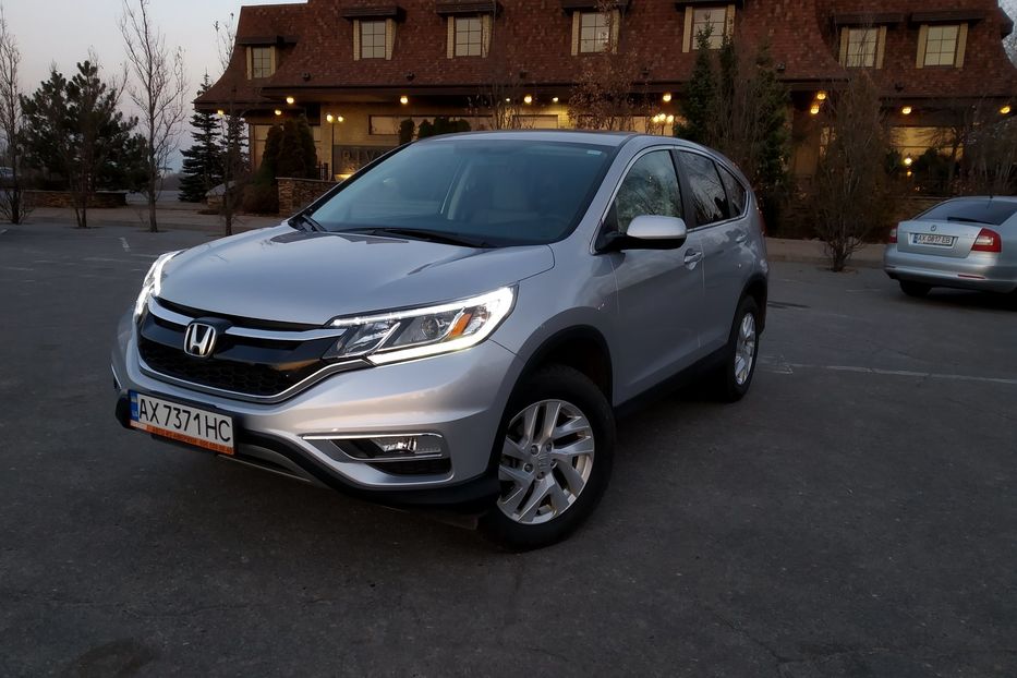 Продам Honda CR-V XLE 2017 года в Луцке