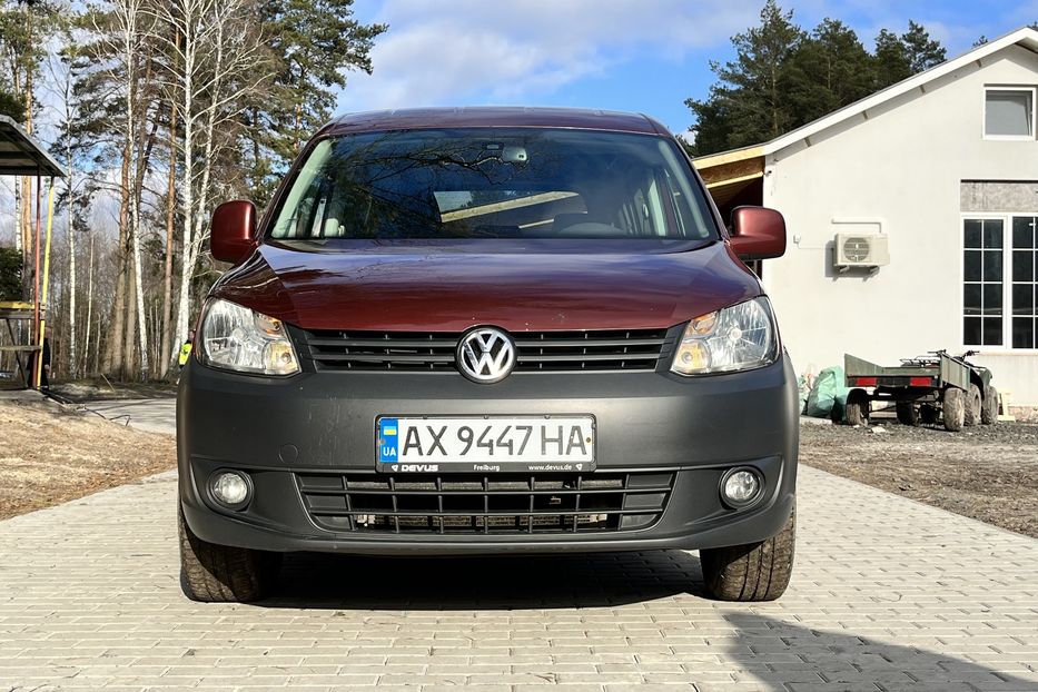 Продам Volkswagen Caddy пасс. 2011 года в Луцке