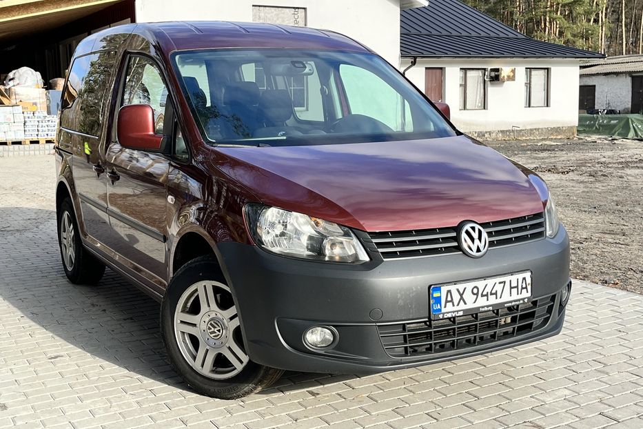 Продам Volkswagen Caddy пасс. 2011 года в Луцке