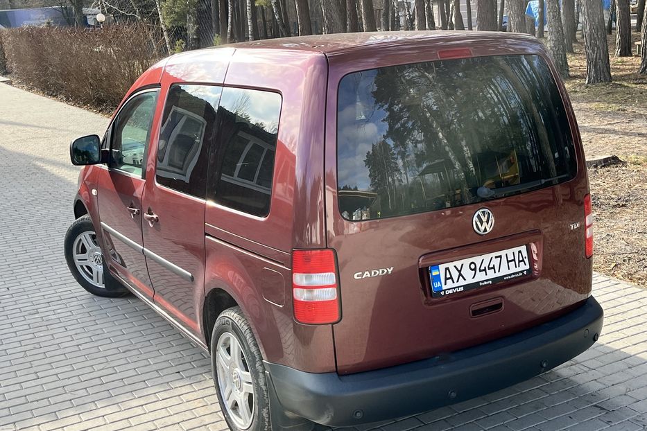 Продам Volkswagen Caddy пасс. 2011 года в Луцке