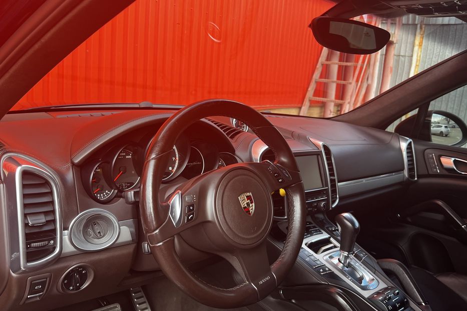 Продам Porsche Cayenne GTS 2011 года в Одессе