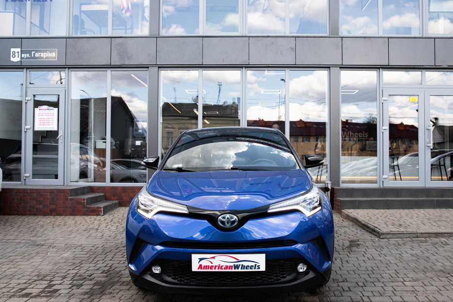 Продам Toyota C-HR Premium 2016 года в Черновцах
