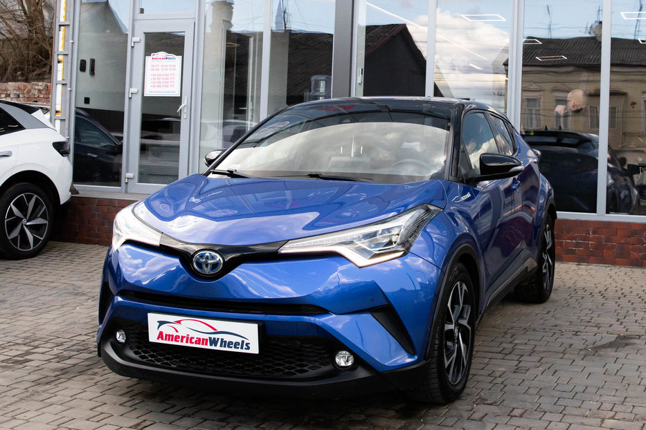 Продам Toyota C-HR Premium 2016 года в Черновцах