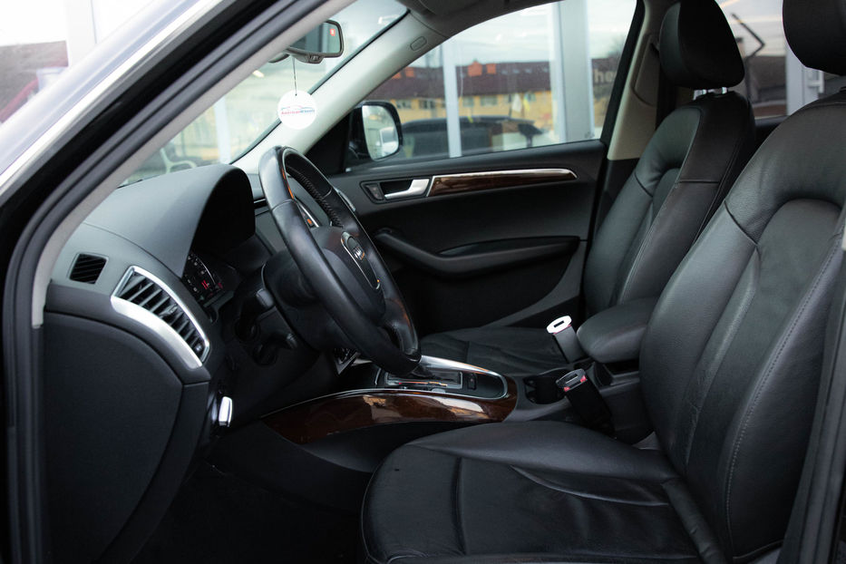 Продам Audi Q5 Premium 2012 года в Черновцах