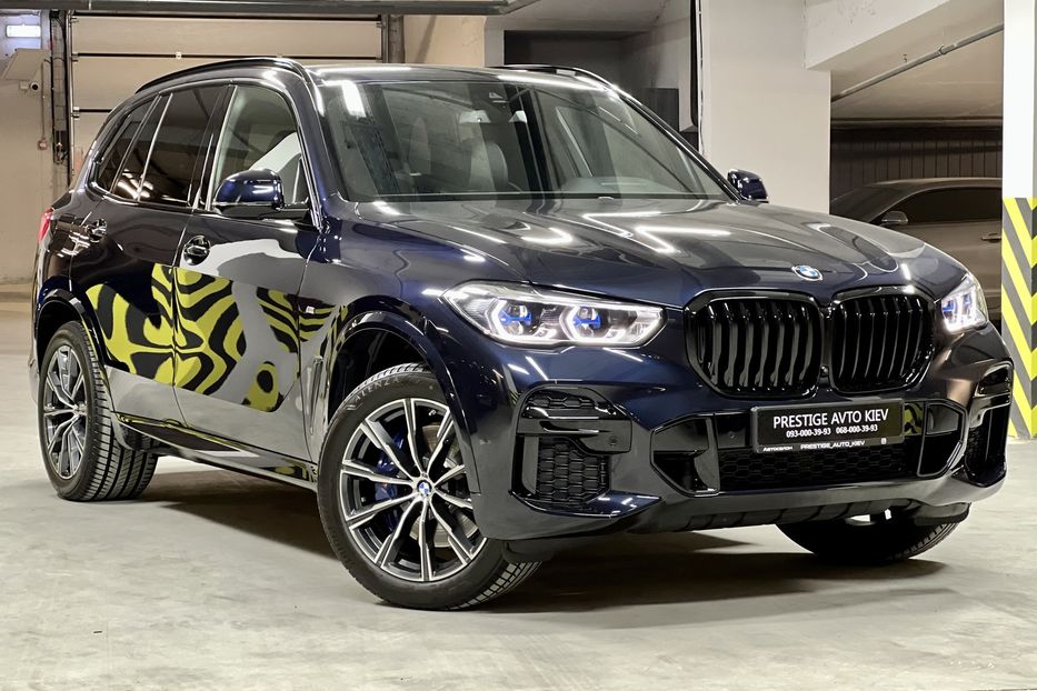 Продам BMW X5 2022 года в Киеве