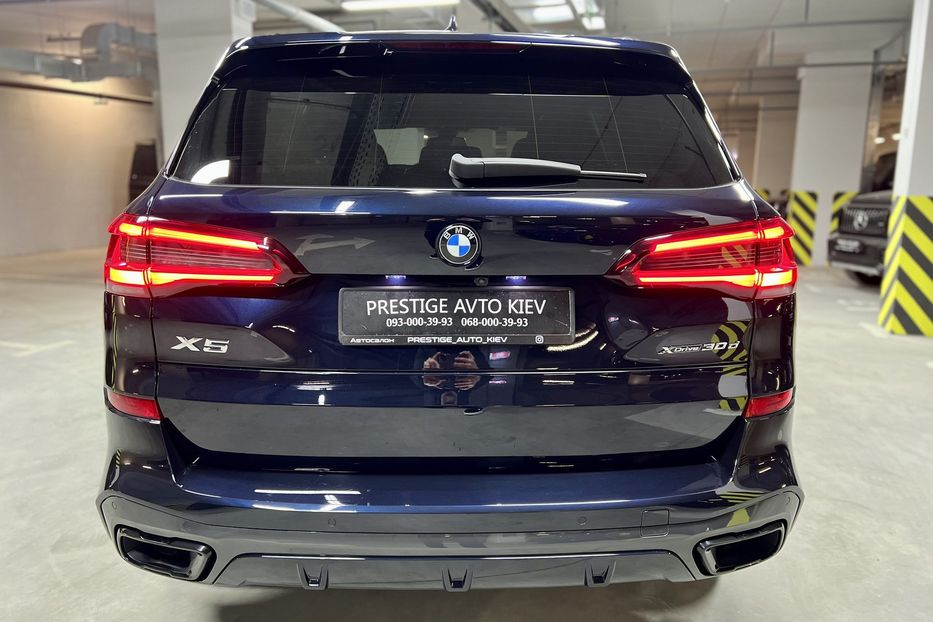 Продам BMW X5 2022 года в Киеве